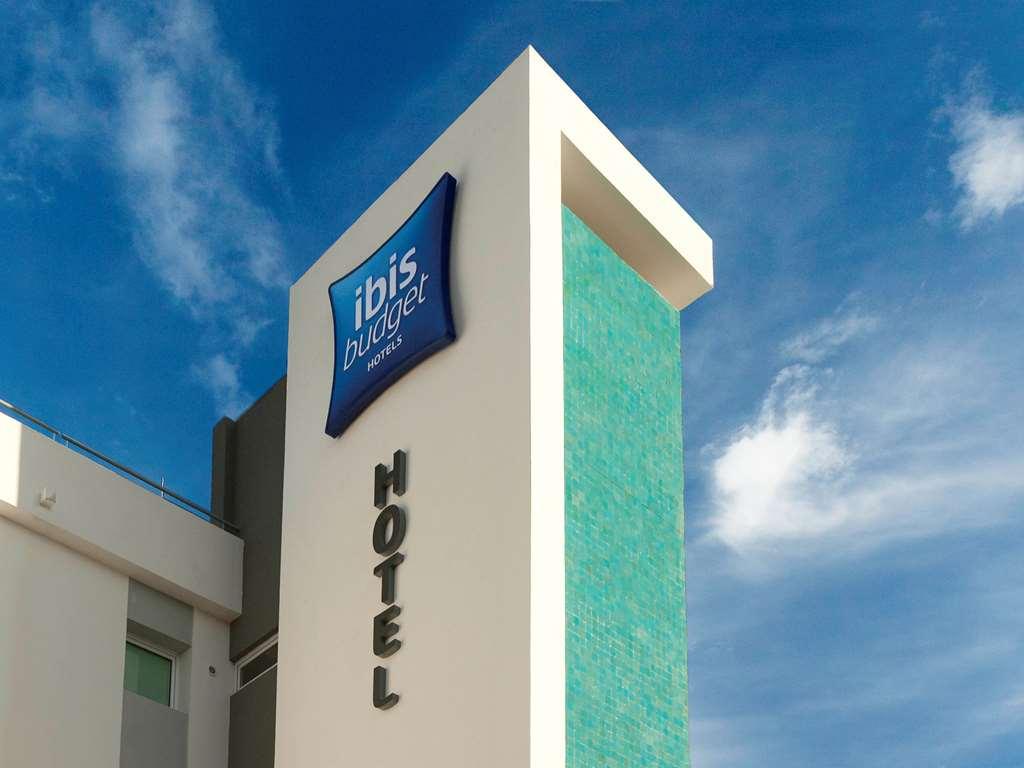 Hotel Ibis Budget Lyon Caluire Cite Internationale Zewnętrze zdjęcie